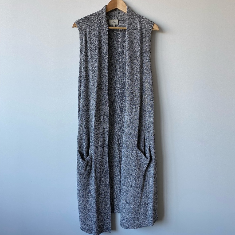 Wilfred Dunkirk Sleeveless sweater